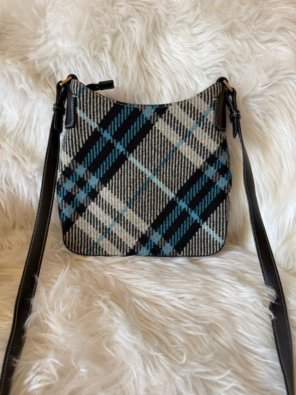 Auth Burberry Blue Check Wool Shoulder / Underarm Bag – Vintage